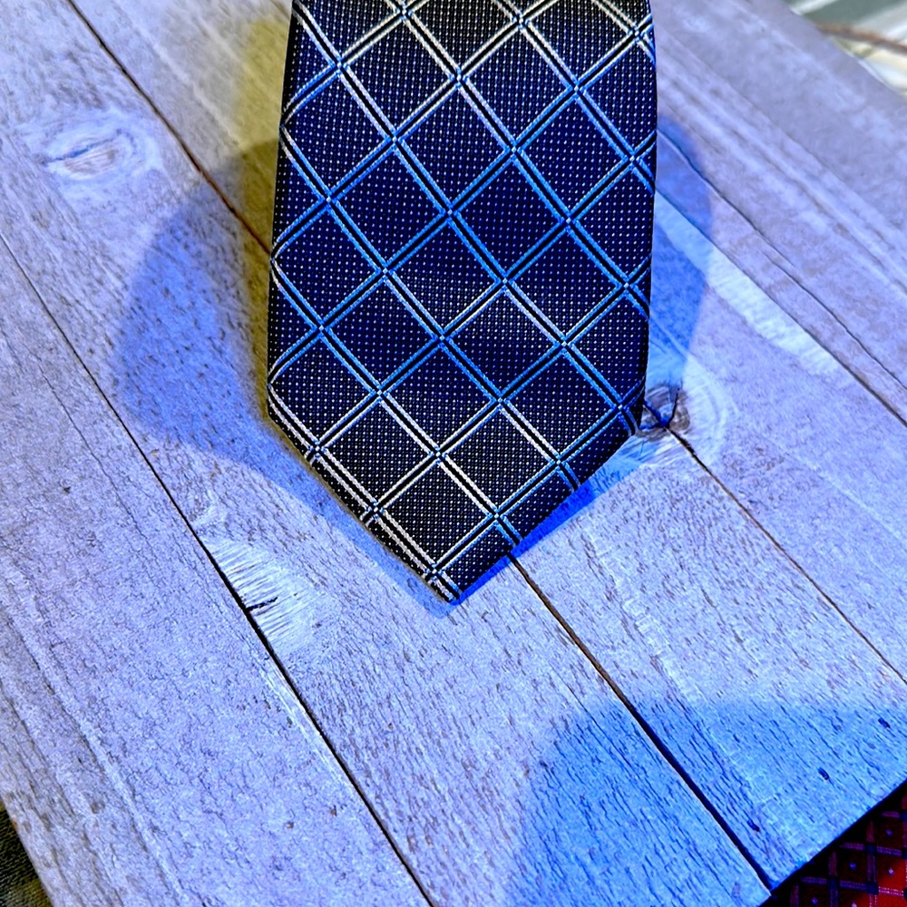 Nautica Skinny Neck tie